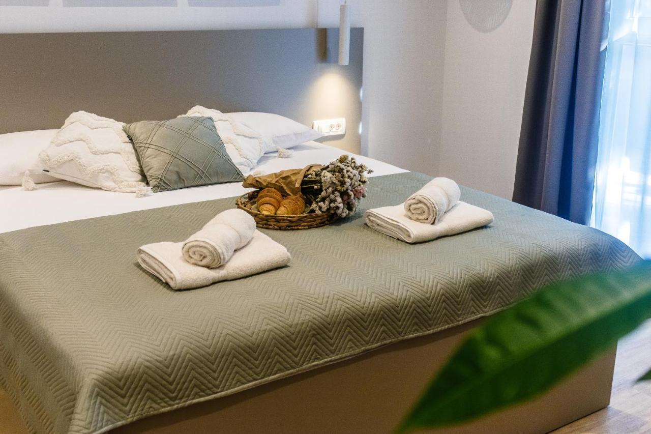 Apartments Kiwi Dubrovnik Bagian luar foto
